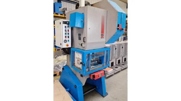 Used 45t press 